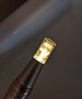 Dermapen Meso Intense Gold Elettrico Derma Penna microneedling con luce LED, astuccio, mesoterapia con microaghi photo review